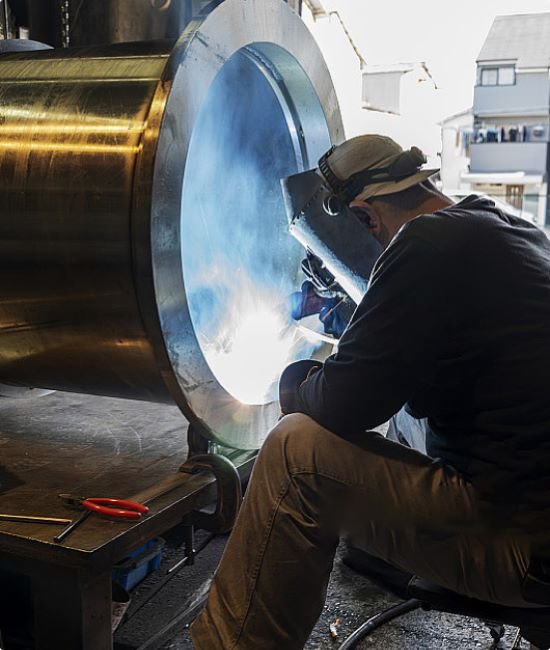 Fine manual argon arc welding