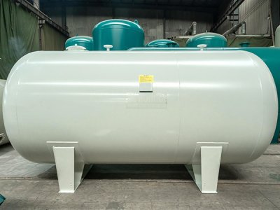 Horizontal carbon steel gas tank